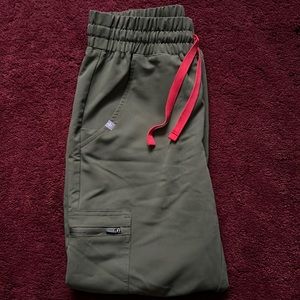 FIGS Dark Olive Zamora High Waisted Jogger Scrub Pants (Petite/XS)